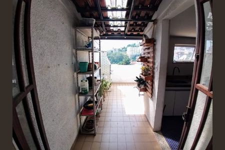 Apartamento à venda com 101m², 3 quartos e sem vaga