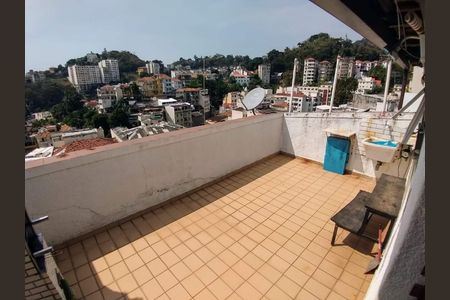 Apartamento à venda com 101m², 3 quartos e sem vaga