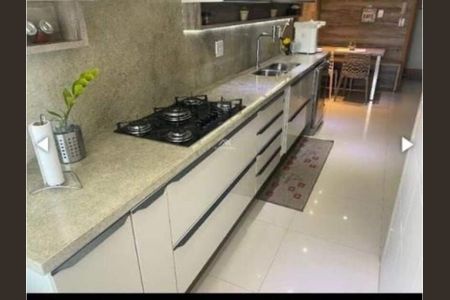 Apartamento à venda com 303m², 4 quartos e 2 vagas