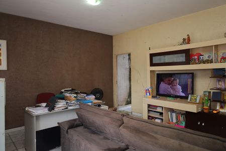 Sala de casa para alugar com 4 quartos, 170m² em Cidade Antônio Estêvão de Carvalho, São Paulo