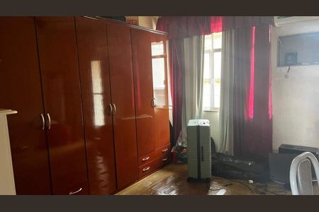 Casa à venda com 3 quartos, 285m² em Inhaúma, Rio de Janeiro