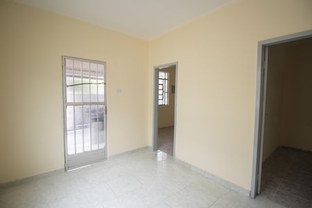 Sala de casa para alugar com 2 quartos, 50m² em Centro, São Gonçalo