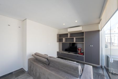 Apartamento à venda com 112m², 2 quartos e 2 vagas Apartamento à venda com 112m², 2 quartos e 2 vagasCobertura