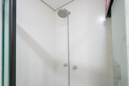 Apartamento à venda com 112m², 2 quartos e 2 vagas Apartamento à venda com 112m², 2 quartos e 2 vagasBanheiro da Suíte