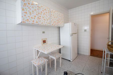 Apartamento para alugar com 80m², 2 quartos e sem vagaCozinha