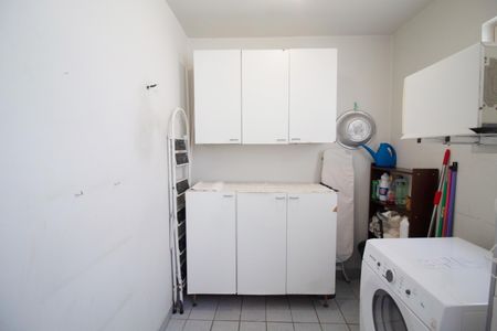 Apartamento para alugar com 80m², 2 quartos e sem vagaÁrea de Serviço