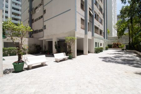 Apartamento para alugar com 80m², 2 quartos e sem vagaÁrea comum