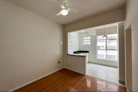 Sala de apartamento para alugar com 1 quarto, 33m² em Lapa, Rio de Janeiro
