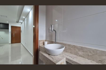 Apartamento à venda com 58m², 2 quartos e 1 vaga Apartamento à venda com 58m², 2 quartos e 1 vagaBanheiro