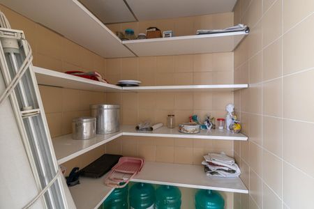 Apartamento à venda com 320m², 3 quartos e 4 vagas Apartamento à venda com 320m², 3 quartos e 4 vagasDespensa