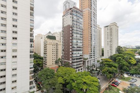 Apartamento à venda com 320m², 3 quartos e 4 vagas Apartamento à venda com 320m², 3 quartos e 4 vagasVista da Varanda da Sala