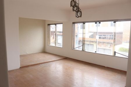 Sala de casa para alugar com 4 quartos, 130m² em Oswaldo Cruz, São Caetano do Sul