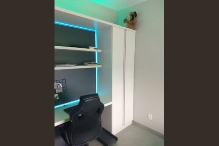 Quarto 1 de apartamento para alugar com 2 quartos, 65m² em Santo Antônio, Porto Alegre