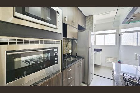 Apartamento à venda com 51m², 2 quartos e 1 vagaCozinha e área de serviço