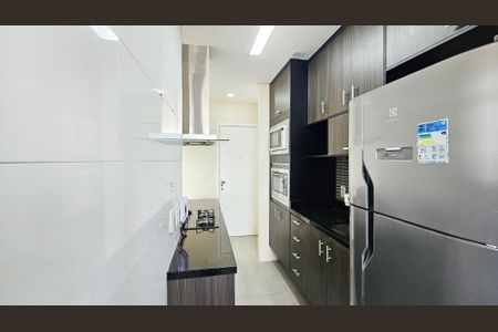 Apartamento à venda com 51m², 2 quartos e 1 vagaCozinha e área de serviço