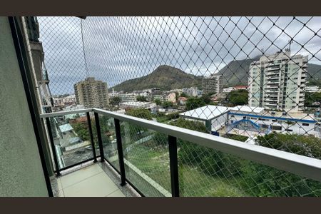 Apartamento para alugar com 74m², 3 quartos e 1 vagaVaranda
