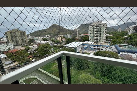 Apartamento para alugar com 74m², 3 quartos e 1 vagaVaranda