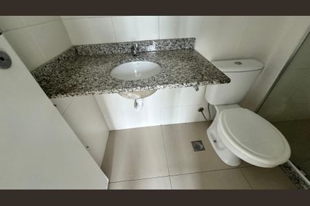 Apartamento para alugar com 74m², 3 quartos e 1 vagaBanheiro quarto 1