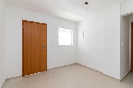 Sala de apartamento para alugar com 2 quartos, 40m² em Água Fria, São Paulo