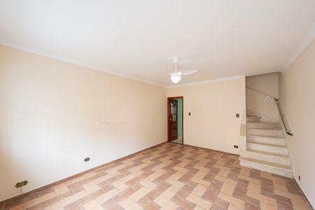 Casa de condomínio para alugar com 200m², 3 quartos e 1 vagaSala