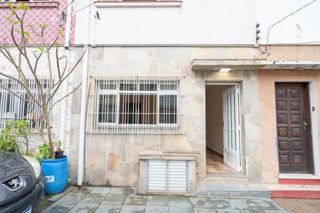 Casa de condomínio para alugar com 200m², 3 quartos e 1 vagaEntrada