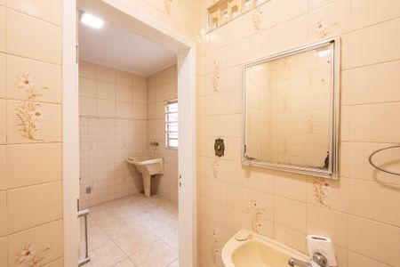 Casa de condomínio para alugar com 200m², 3 quartos e 1 vagaBanheiro de Serviço