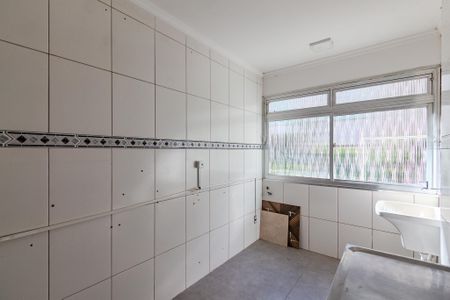 Apartamento para alugar com 120m², 3 quartos e 1 vaga Apartamento para alugar com 120m², 3 quartos e 1 vagaCozinha e Área de Serviço