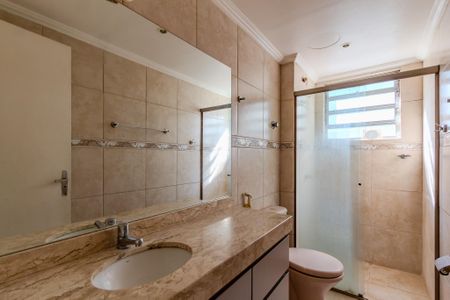 Apartamento para alugar com 120m², 3 quartos e 1 vaga Apartamento para alugar com 120m², 3 quartos e 1 vagaBanheiro