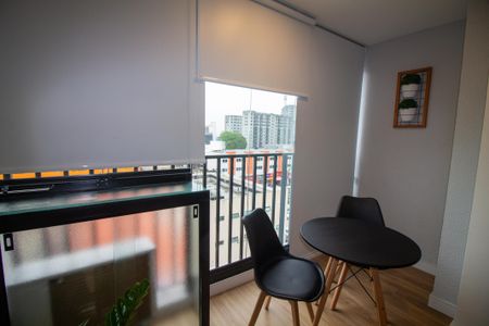 Studio à venda com 24m², 1 quarto e sem vaga Studio à venda com 24m², 1 quarto e sem vagaVaranda