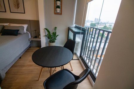 Studio à venda com 24m², 1 quarto e sem vaga Studio à venda com 24m², 1 quarto e sem vagaVaranda