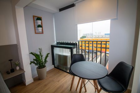 Studio à venda com 24m², 1 quarto e sem vaga Studio à venda com 24m², 1 quarto e sem vagaVaranda