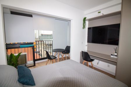 Studio à venda com 24m², 1 quarto e sem vaga Studio à venda com 24m², 1 quarto e sem vagaSala / Quarto - Studio
