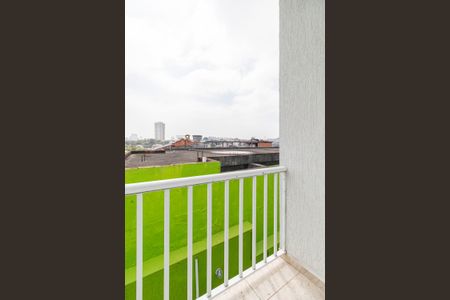 Varanda Quarto 1 de casa de condomínio para alugar com 2 quartos, 64m² em Parque Boturussu, São Paulo