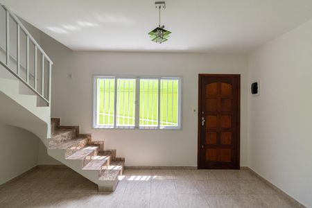 Sala de casa de condomínio para alugar com 2 quartos, 64m² em Parque Boturussu, São Paulo