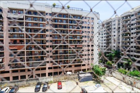 Apartamento à venda com 85m², 3 quartos e 1 vaga Apartamento à venda com 85m², 3 quartos e 1 vagaSala