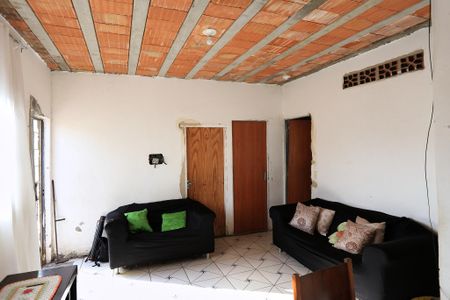 Sala de casa para alugar com 3 quartos, 117m² em Floresta, Belo Horizonte
