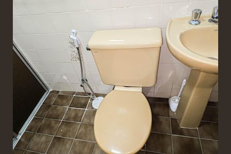 Apartamento para alugar com 102m², 2 quartos e 1 vaga Apartamento para alugar com 102m², 2 quartos e 1 vagaBanheiro