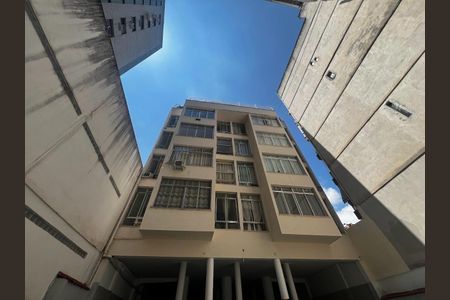 Apartamento à venda com 40m², 1 quarto e sem vagaFachada do bloco