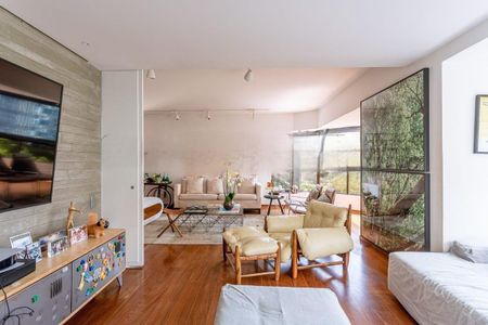 Apartamento à venda com 3 quartos, 179m² em Moema, São Paulo