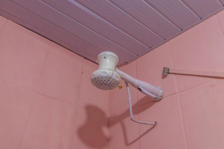 Banheiro de casa para alugar com 1 quarto, 55m² em Jardim Julio, Barueri