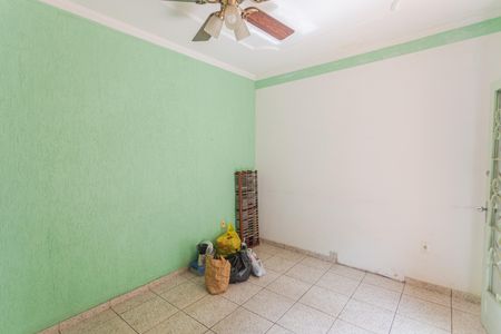 Sala de casa à venda com 5 quartos, 300m² em Aparecida, Belo Horizonte