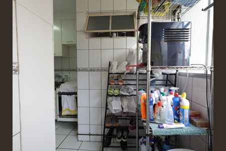 Apartamento à venda com 73m², 2 quartos e 1 vagaÁrea de Serviço