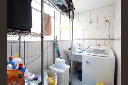 Apartamento à venda com 73m², 2 quartos e 1 vagaÁrea de Serviço