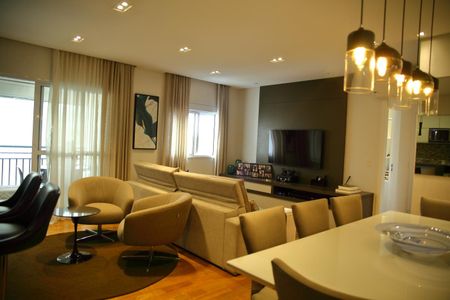 Apartamento à venda com 93m², 2 quartos e 2 vagasSala