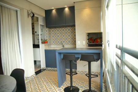 Apartamento à venda com 93m², 2 quartos e 2 vagasSala- Varanda 