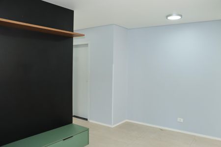 Sala de casa de condomínio para alugar com 3 quartos, 139m² em Parque Frondoso, Cotia