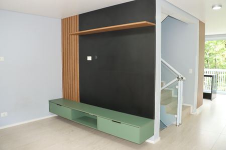 Sala de casa de condomínio para alugar com 3 quartos, 139m² em Parque Frondoso, Cotia