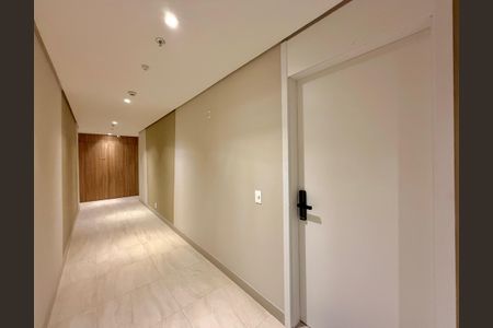 Apartamento à venda com 33m², 1 quarto e sem vaga Apartamento à venda com 33m², 1 quarto e sem vagaHall Apartamento