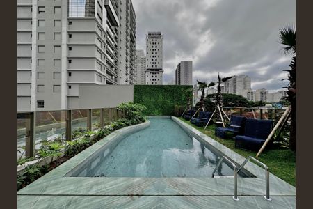 Apartamento à venda com 33m², 1 quarto e sem vaga Apartamento à venda com 33m², 1 quarto e sem vagaPiscina