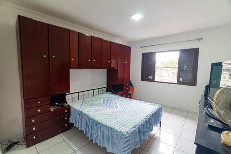 Casa à venda com 105m², 2 quartos e 2 vagasQuarto